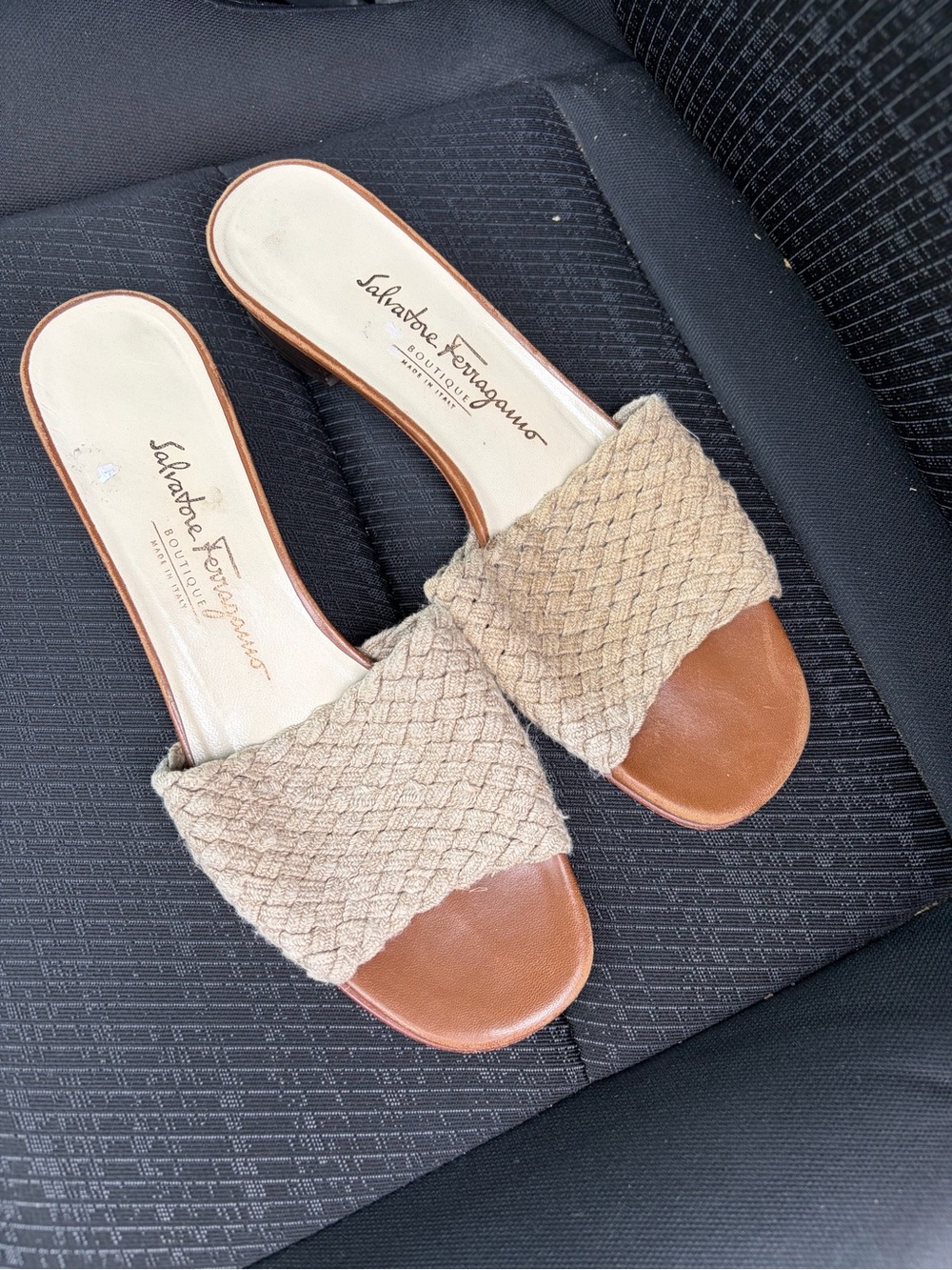 Women’s shoes